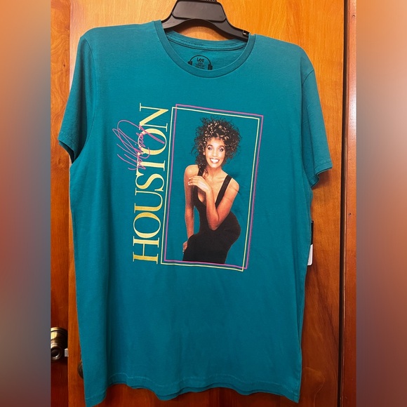 🆕 Whitney Houston T-shirt, graphic unisex - Picture 4 of 9